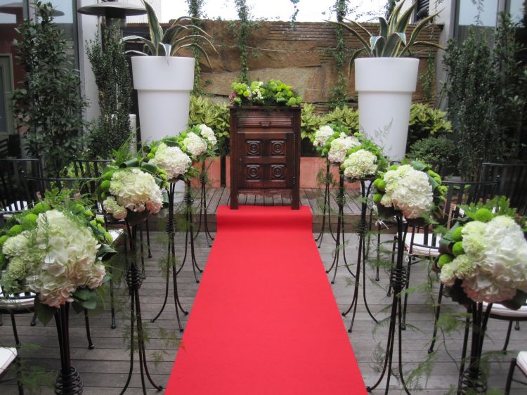 ガーデンチャペル装花