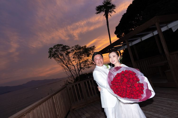 サンセットウェディング